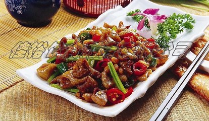 廣東一級(jí)工廠食堂承包公司 專業(yè)信息咨詢服務(wù)的價(jià)值與選擇